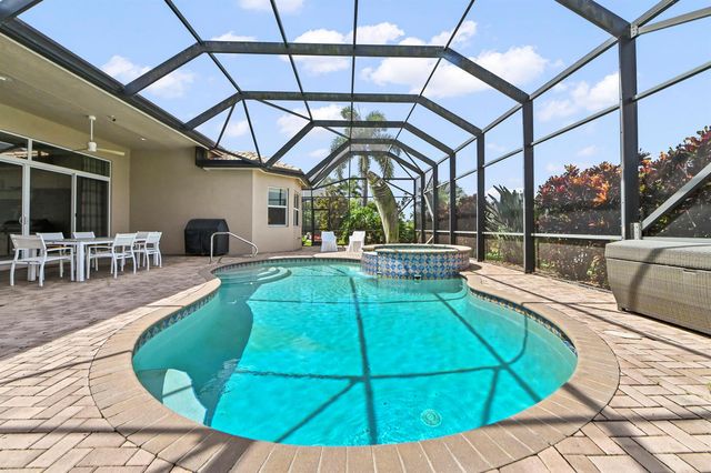 10540 Whitewind Circle, Boynton Beach, FL 33473