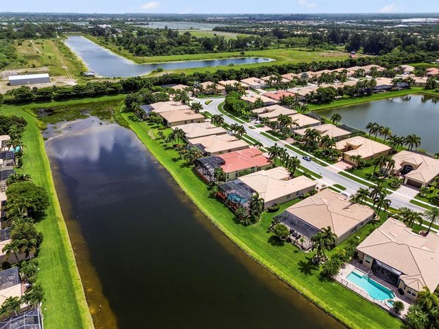 10540 Whitewind Circle, Boynton Beach, FL 33473