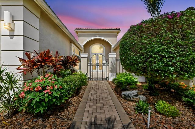 10540 Whitewind Circle, Boynton Beach, FL 33473