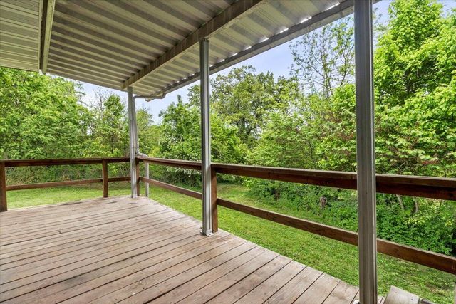 426 S Thayer Avenue, West Plains, MO 65775