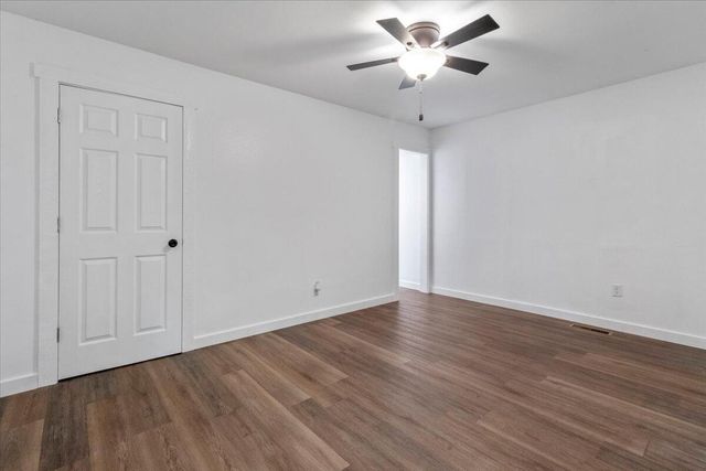 426 S Thayer Avenue, West Plains, MO 65775