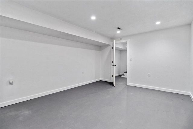 426 S Thayer Avenue, West Plains, MO 65775