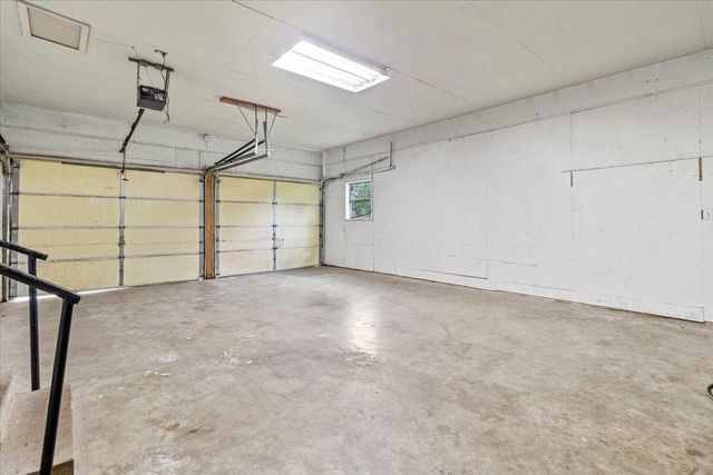 426 S Thayer Avenue, West Plains, MO 65775