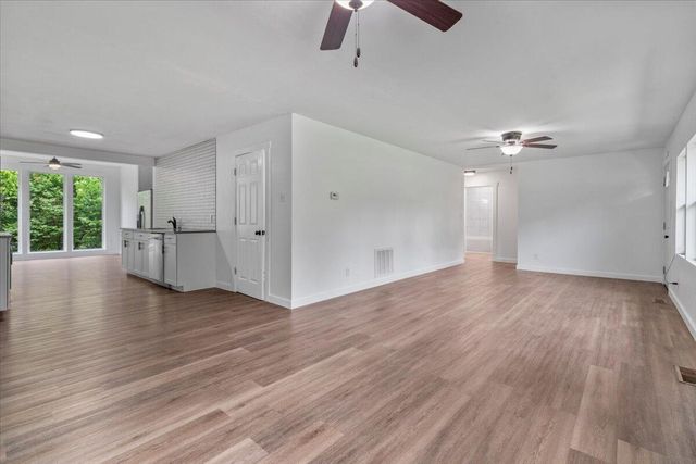 426 S Thayer Avenue, West Plains, MO 65775