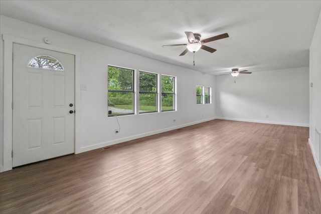 426 S Thayer Avenue, West Plains, MO 65775