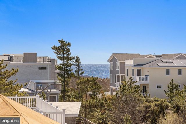2 E 79TH ST, Harvey Cedars, NJ 08008
