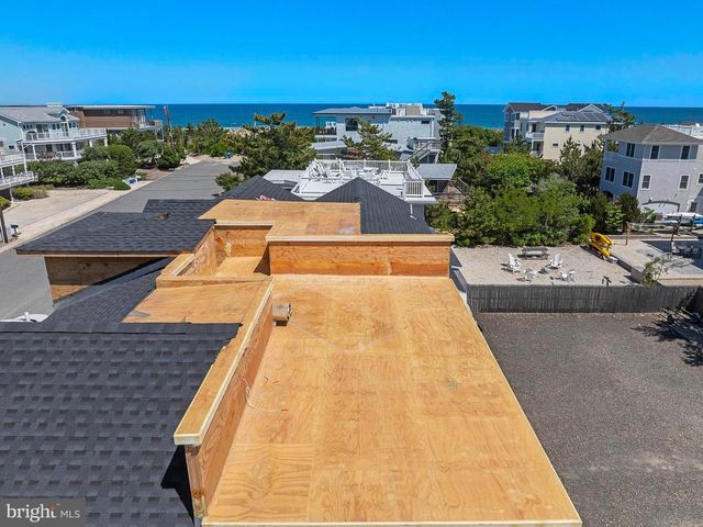 2 E 79TH ST, Harvey Cedars, NJ 08008