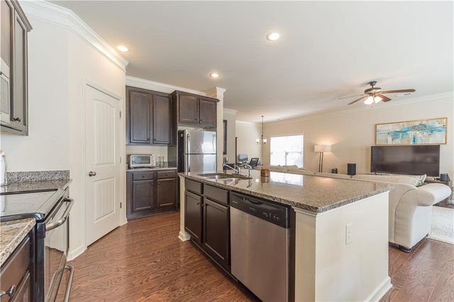 129 Village Trail, Woodstock, GA 30188