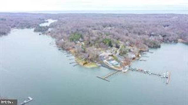 1275 WHITE SANDS DR, Lusby, MD 20657