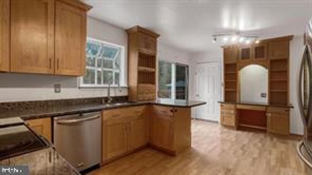 1275 WHITE SANDS DR, Lusby, MD 20657