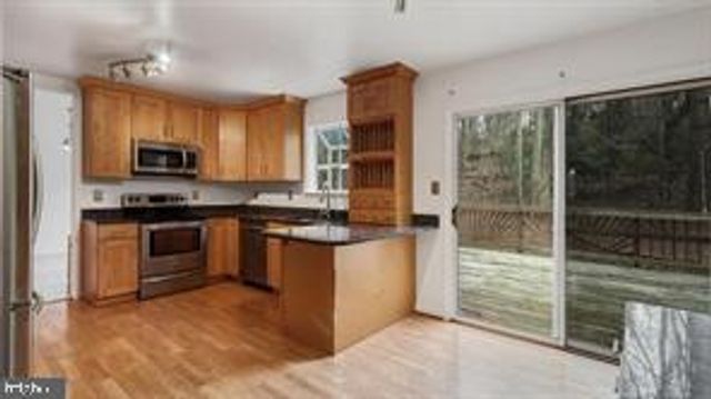 1275 WHITE SANDS DR, Lusby, MD 20657