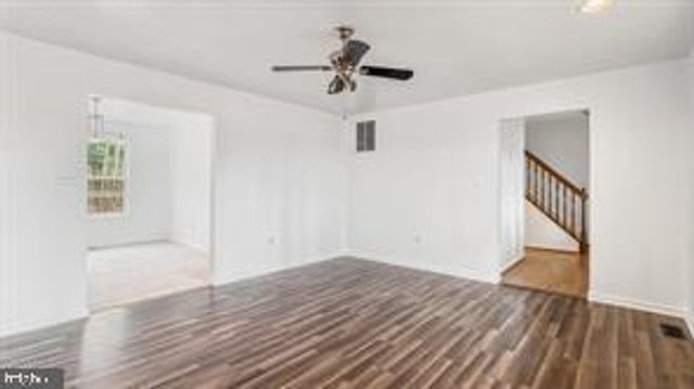 1275 WHITE SANDS DR, Lusby, MD 20657