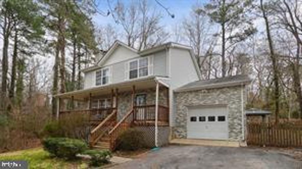 1275 WHITE SANDS DR, Lusby, MD 20657