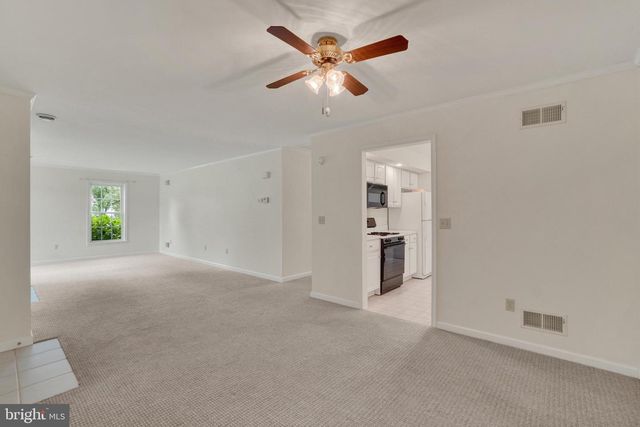 2845 TONYS DR, York, PA 17408