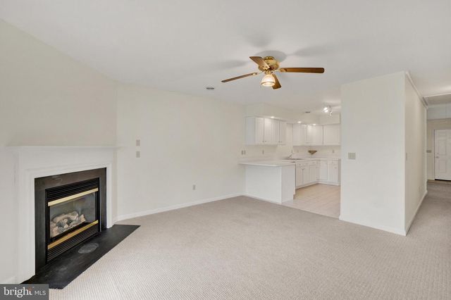 2845 TONYS DR, York, PA 17408