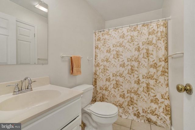 2845 TONYS DR, York, PA 17408