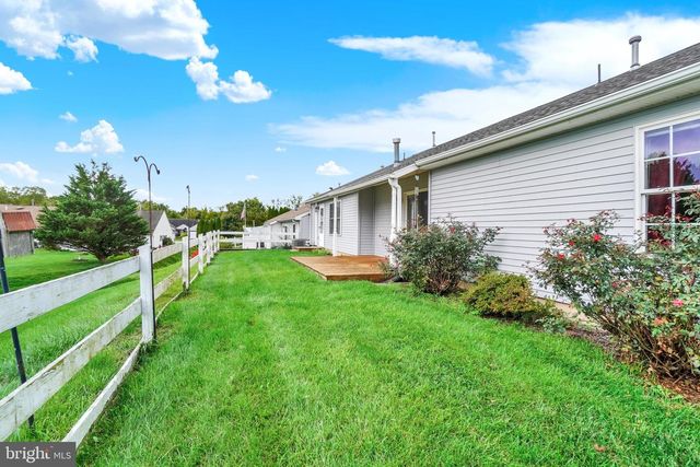 2845 TONYS DR, York, PA 17408