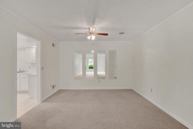 2845 TONYS DR, York, PA 17408