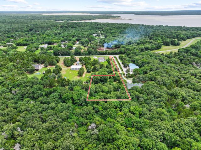 207 Paradise Park Road, Pottsboro, TX 75076