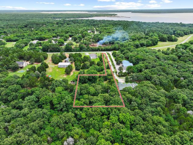 207 Paradise Park Road, Pottsboro, TX 75076