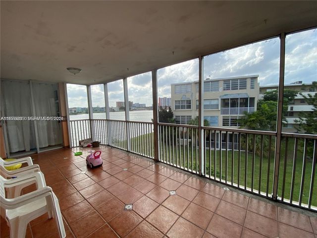 1670 NE 191st Street 315-3, Miami, FL 33179