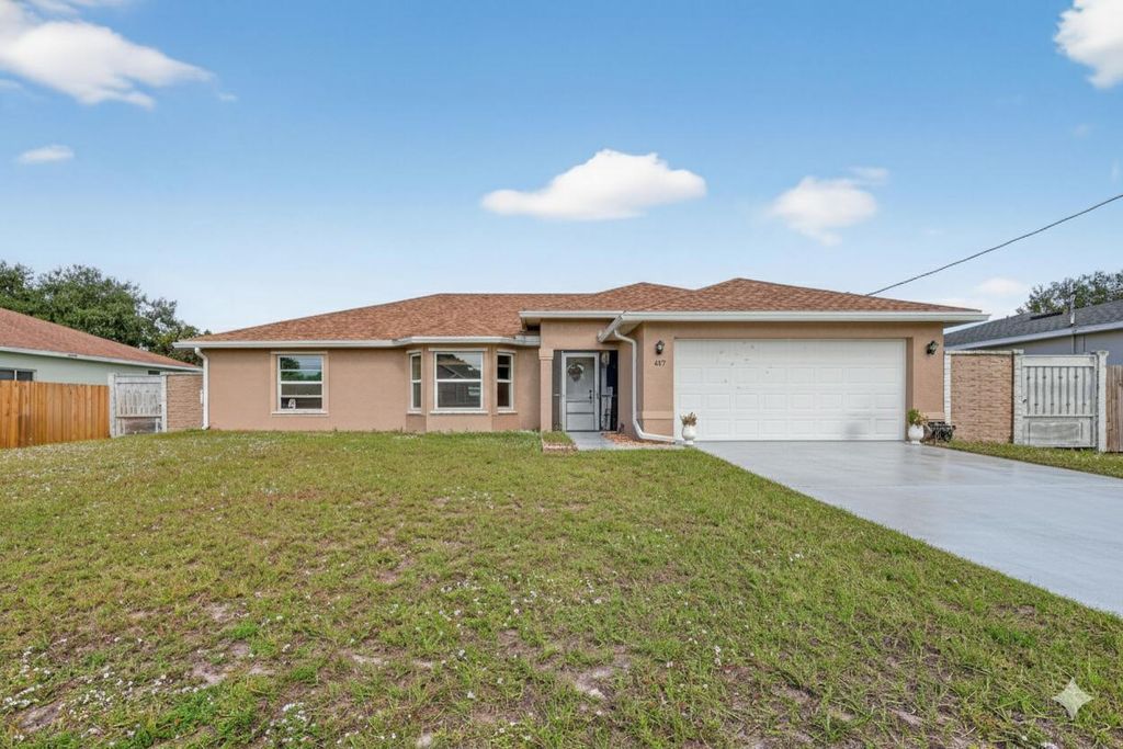 557 SW Halkell Avenue, Port St. Lucie, FL 34953