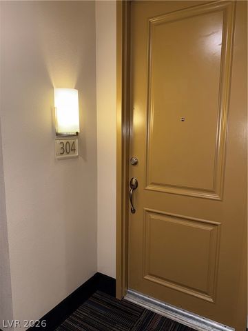 39 East Agate Avenue 304, Las Vegas, NV 89123