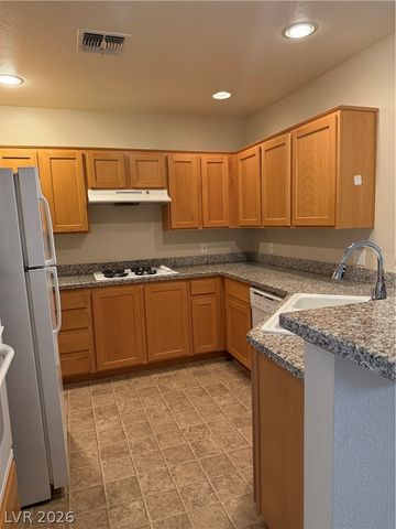 39 East Agate Avenue 304, Las Vegas, NV 89123