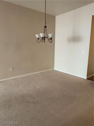 39 East Agate Avenue 304, Las Vegas, NV 89123