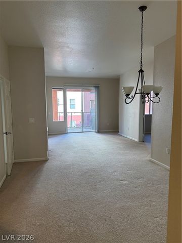 39 East Agate Avenue 304, Las Vegas, NV 89123