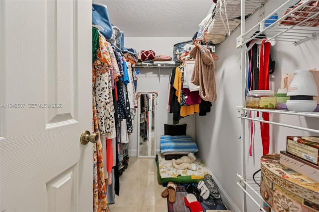 12878 N 77th Pl N, West Palm Beach, FL 33412