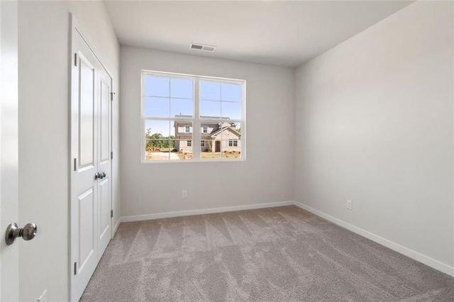 329 EARNSHAW Avenue, Mcdonough, GA 30253