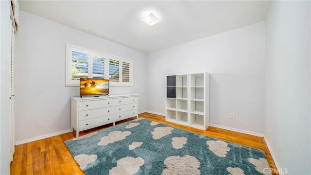 10449 Gloria Ave, Granada Hills, CA 91344