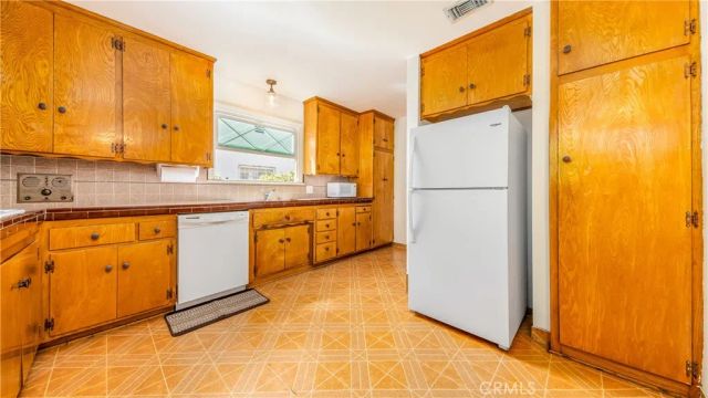 10449 Gloria Ave, Granada Hills, CA 91344