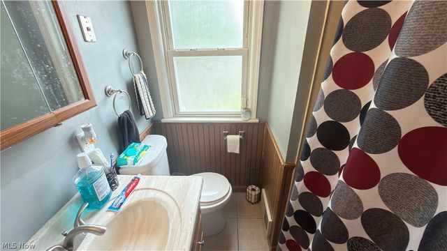 20706 Raymond Street, Maple Heights, OH 44137