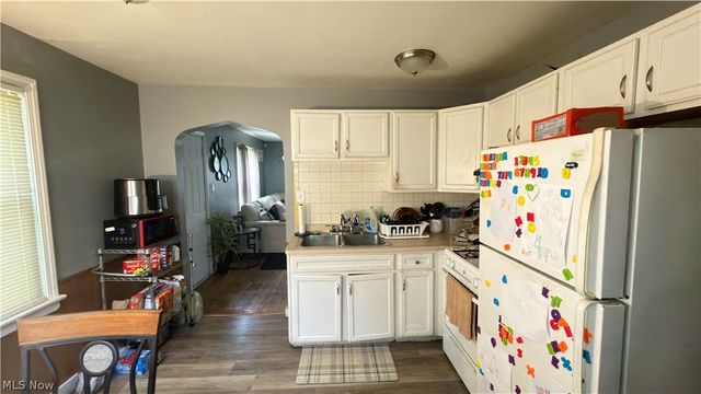 20706 Raymond Street, Maple Heights, OH 44137