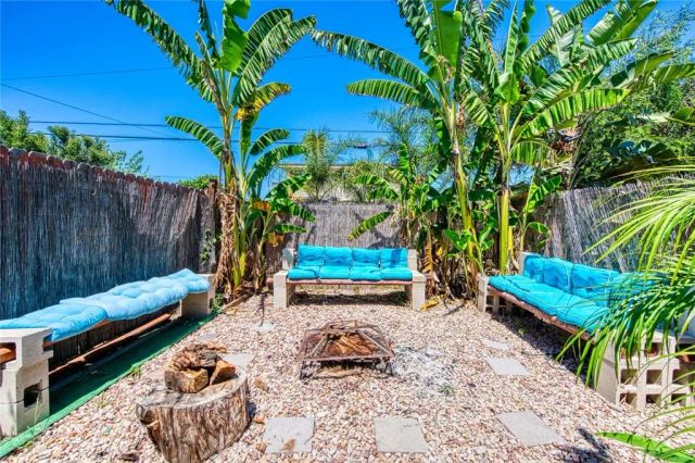 2205 W 7th, Santa Ana, CA 92703