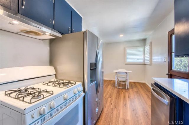 2205 W 7th, Santa Ana, CA 92703