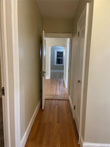 60 Saint Pauls Place, Mount Vernon, NY 10550