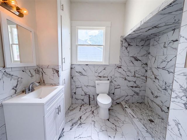 714 Bolling Lane, Houston, TX 77076
