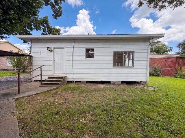 714 Bolling Lane, Houston, TX 77076