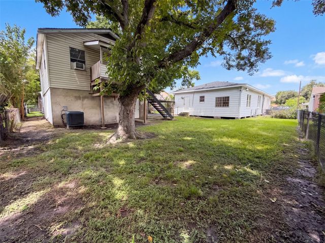 714 Bolling Lane, Houston, TX 77076