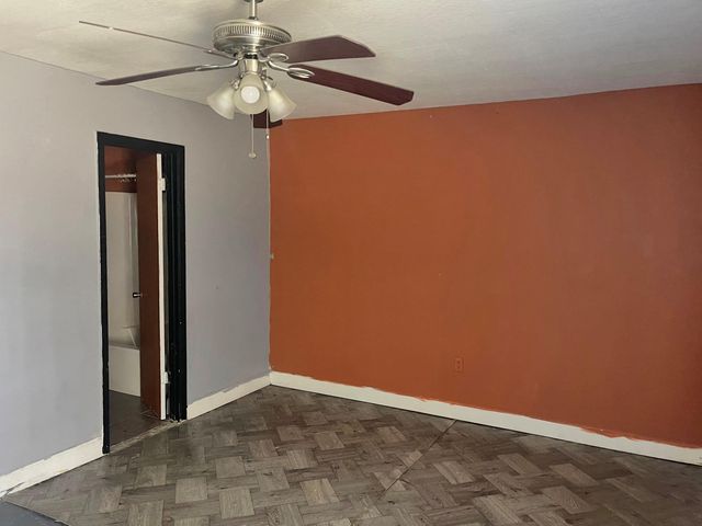 229 Sam Rayburn Dr., Hattiesburg, MS 39402