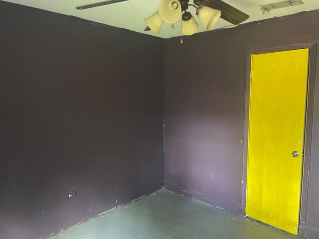 229 Sam Rayburn Dr., Hattiesburg, MS 39402