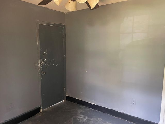 229 Sam Rayburn Dr., Hattiesburg, MS 39402