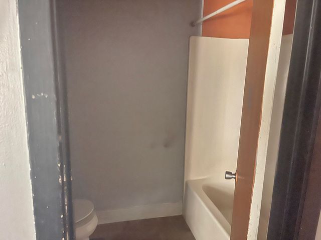 229 Sam Rayburn Dr., Hattiesburg, MS 39402