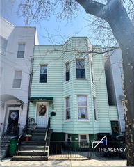 48 HAUSMAN Street, New York City, NY 11222