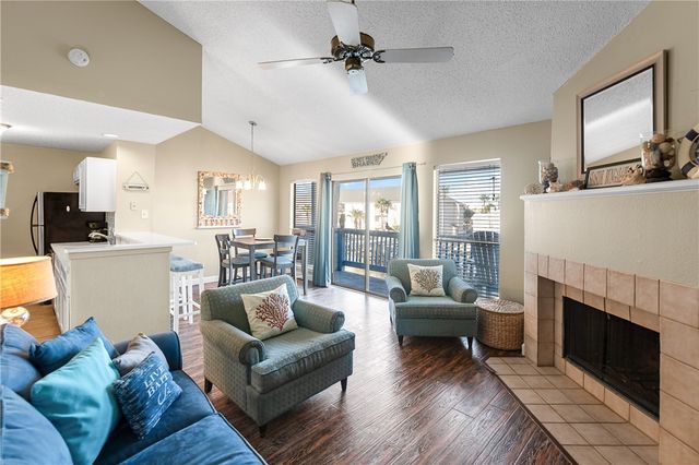 14434 E Cabana St 317, Corpus Christi, TX 78418