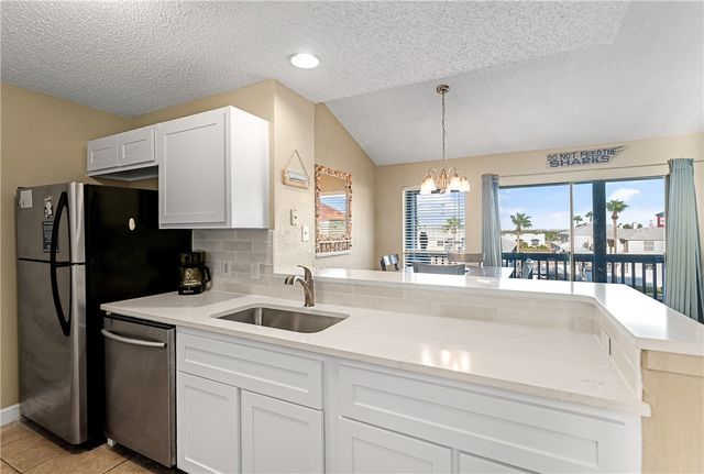 14434 E Cabana St 317, Corpus Christi, TX 78418