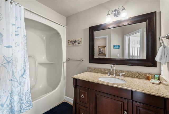 14434 E Cabana St 317, Corpus Christi, TX 78418